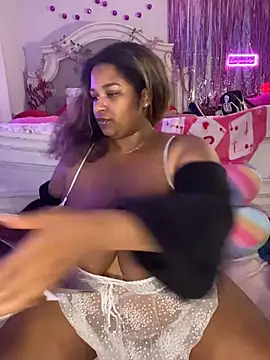 BigFineSelena online show from March 1, 2:44 am