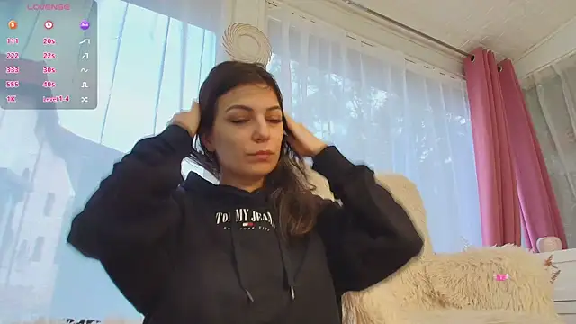 Anna Lewis online show from September 25, 6:56 am