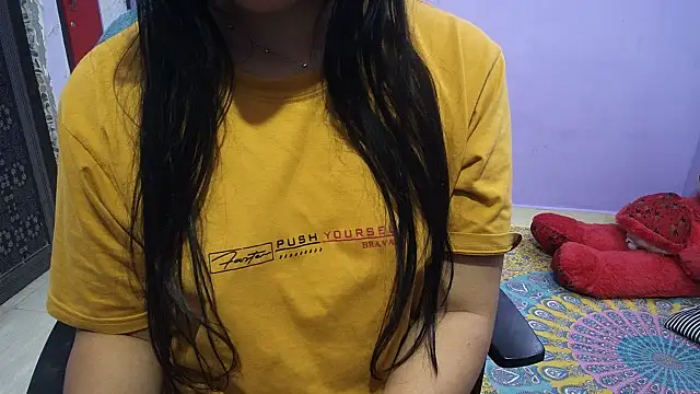 BabyNaina online show from December 3, 7:05 pm