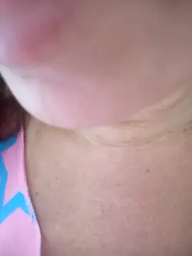 Snapshot of CASADASIGILO2 chatting on October 23, 10:32 am CASADASIGILO2 online show from October 23, 10:32 am