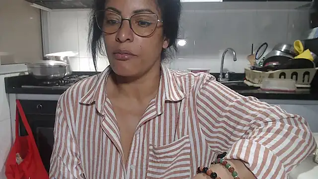 kateleyagrey online show from September 13, 8:17 pm