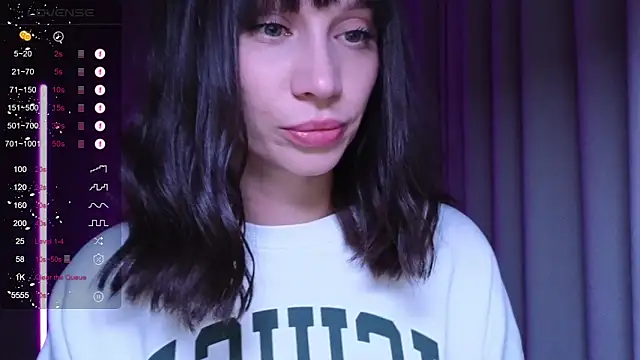 Alice Wonders online show from October 18, 8:21 pm