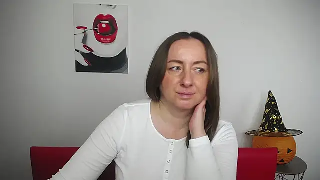 Snapshot of Abby_Taylorr chatting on October 19, 6:26 am Abby Taylorr online show from October 19, 6:26 am