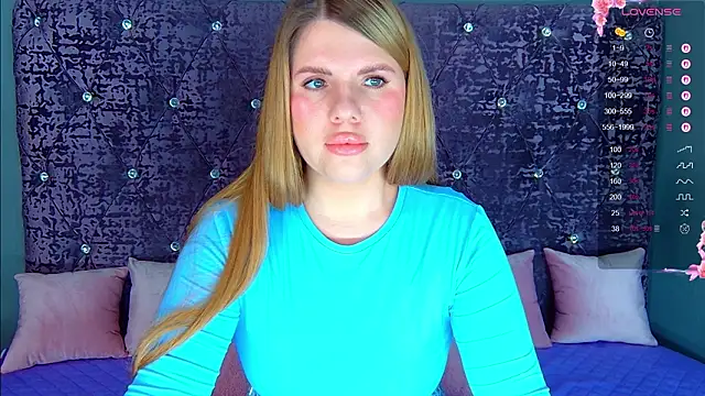 NoraBigAss online show from March 18, 3:00 am