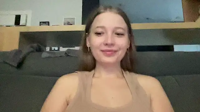 CharmingSarah online show from July 30, 4:08 pm