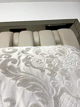 ALISSON FOXXX1 online show from November 25, 11:05 pm