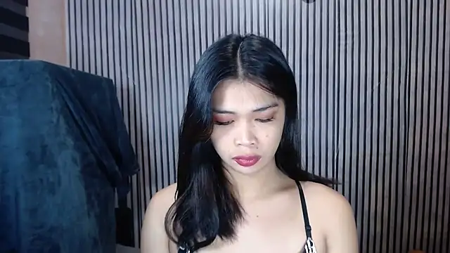 Maria-Moore online show from October 14, 8:11 pm