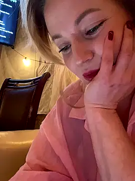 Lady  Maria online show from October 15, 4:53 pm