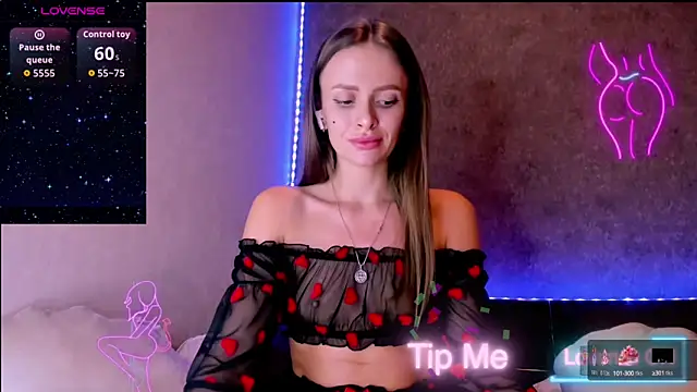 madina taher online show from October 13, 10:01 pm