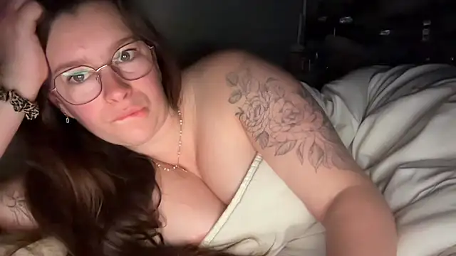 Amai Live online show from April 17, 3:41 am