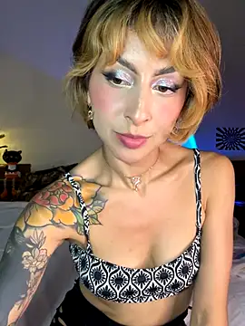 Cinamoonn online show from October 8, 8:57 pm