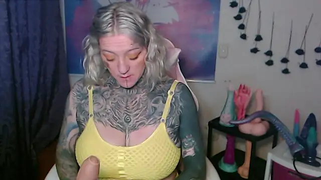 SLOPPYTITSS online show from January 8, 11:03 am