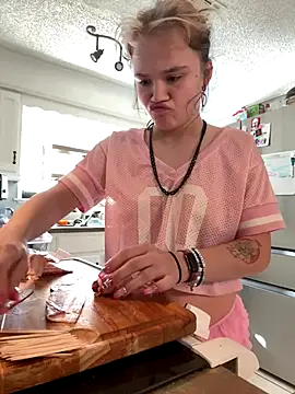 Cutiepiespanks online show from October 10, 9:09 pm