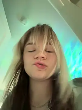 Cutiepiespanks online show from March 5, 4:58 pm