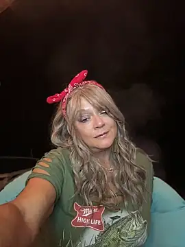 cowgirlc online show from June 21, 2:37 am