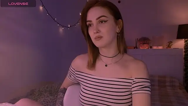 LilyFarey online show from November 19, 6:19 pm