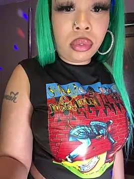 ThickAssRena online show from February 1, 11:31 am