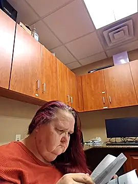 Hornybbw1978 online show from April 18, 5:54 am