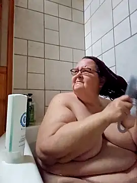 Hornybbw1978 online show from April 8, 3:25 pm