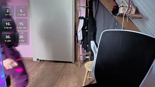 Lina lou4 online show from March 28, 2:49 pm