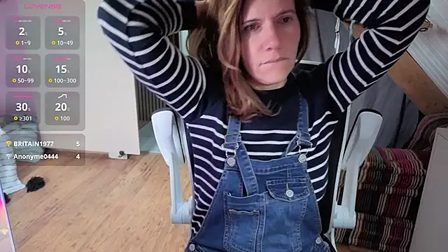 Lina lou4 online show from March 25, 4:43 pm