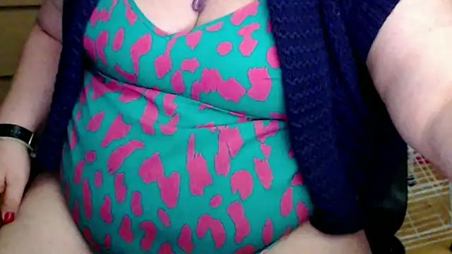 mayasmith online show from April 14, 7:36 pm