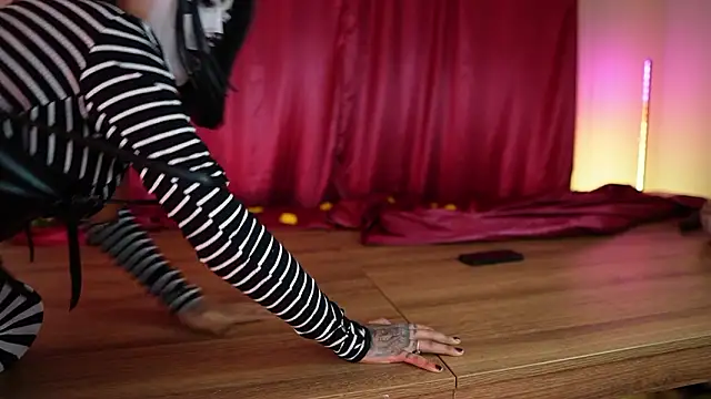 Scarlett collins02 online show from February 15, 7:51 am