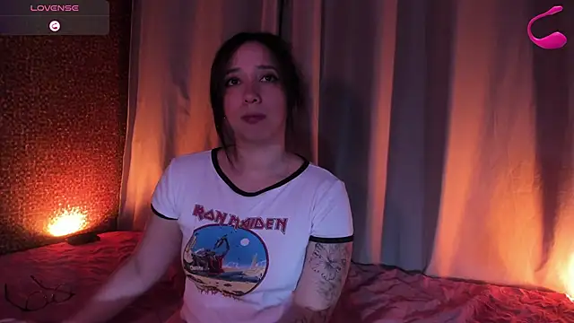 Apartment28 online show from May 17, 5:17 am