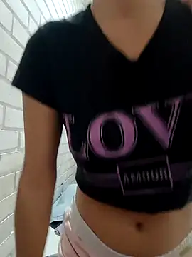 valeriaswang Lucas online show from September 13, 3:25 am