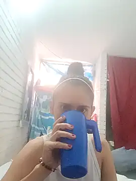 valeriaswang Lucas online show from October 1, 5:07 pm