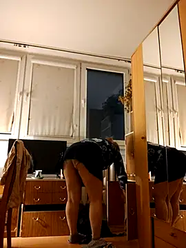 Snapshot of She-devilx chatting on October 11, 4:53 pm She-devilx online show from October 11, 4:53 pm