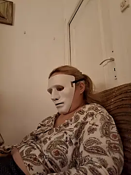 Snapshot of She-devilx chatting on October 13, 10:01 pm She-devilx online show from October 13, 10:01 pm