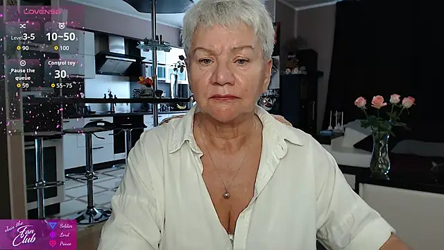 roxana brooks online show from August 6, 2:13 pm