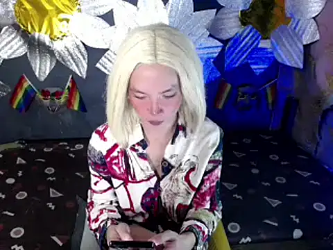 Rhianna wilson online show from July 12, 9:10 am
