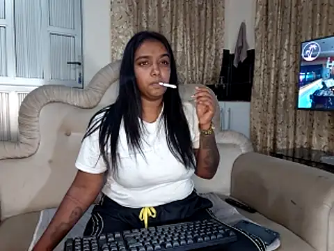 Xindias fantasyX online show from June 22, 6:27 pm