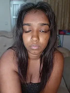 Xindias fantasyX online show from July 26, 9:55 pm
