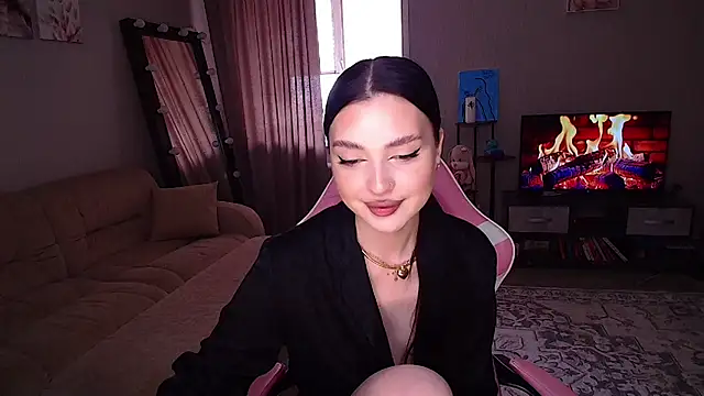   Malika   online show from May 12, 9:06 am