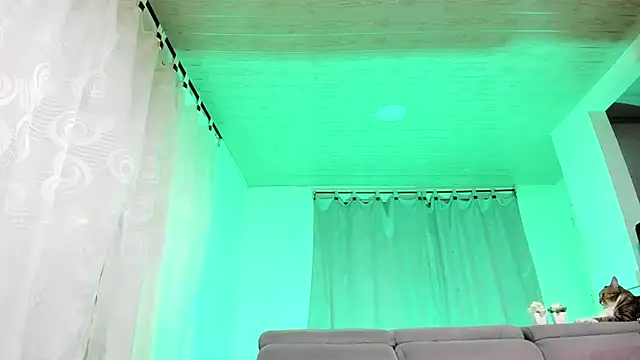 Snapshot of Fairycandyx chatting on September 10, 12:43 am Fairycandyx online show from September 10, 12:43 am