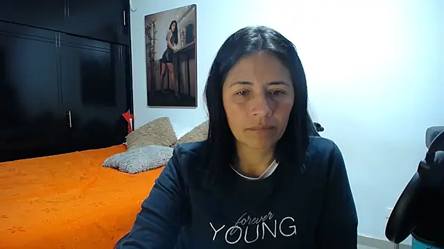 sharoon cheerry online show from February 11, 1:34 pm