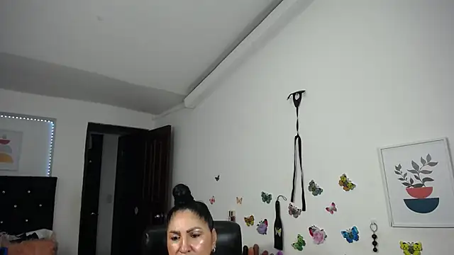 mature bigboobs10 online show from September 13, 4:53 am