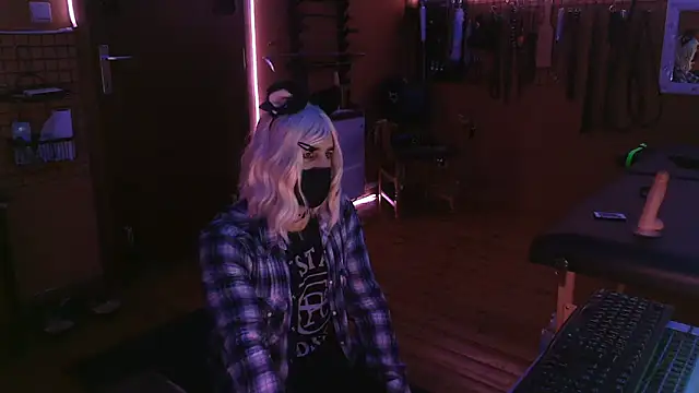 Ginny-the-bdsm-nympho online show from November 9, 6:04 pm