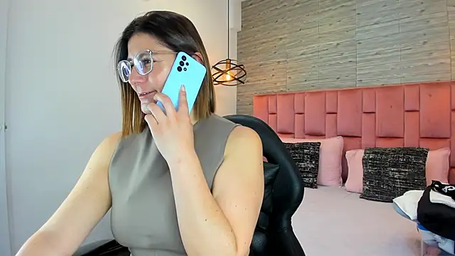 SarahDeyvis online show from September 10, 6:08 pm