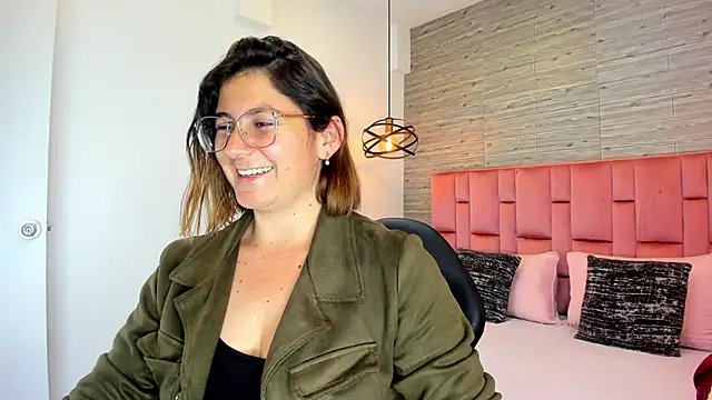 SarahDeyvis online show from September 9, 2:39 pm