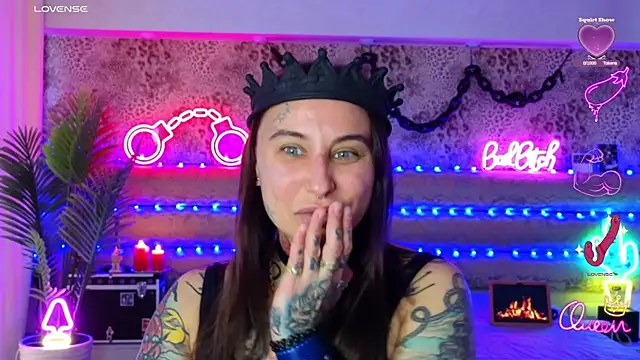 Cool Freak  online show from February 7, 10:08 am