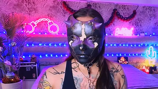 Cool Freak  online show from November 16, 10:59 am