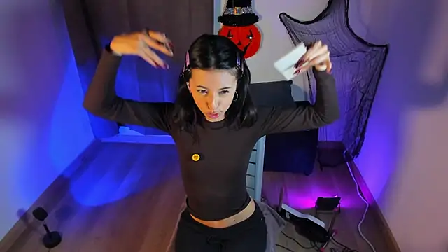 NanaRott online show from October 25, 11:22 pm