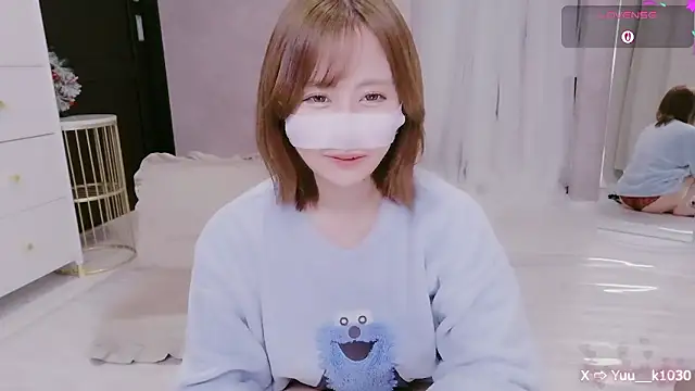 Yuu  k online show from November 25, 3:58 pm