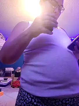 SexyNikki6969 online show from April 12, 11:46 am