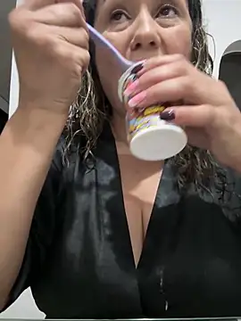 gabiTetas online show from March 3, 11:00 pm