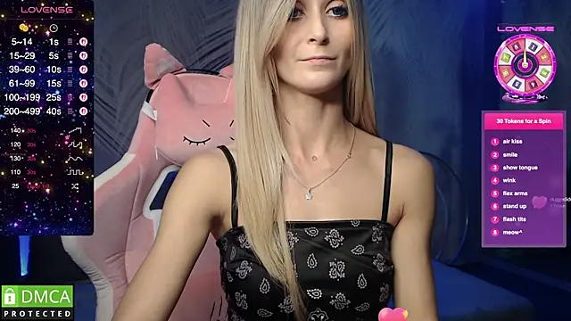 Snapshot of AliceSporty chatting on October 6, 10:36 pm AliceSporty online show from October 6, 10:36 pm